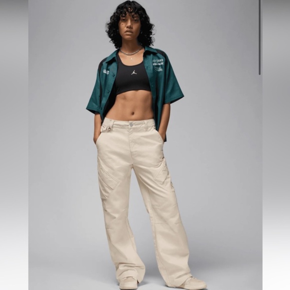 Jordan Women's Chicago Pants Fit like M